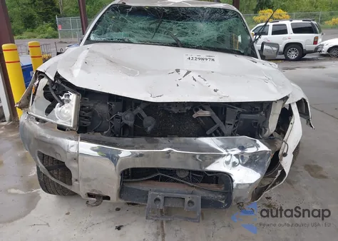 2004 Nissan Pathfinder Armada Se from USA, damaged, VIN 5N1AA08B44N717061